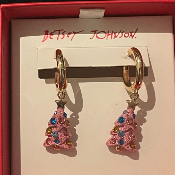 Betsey Johnson Christmas tree earrings.NWT - Picture 1 of 2